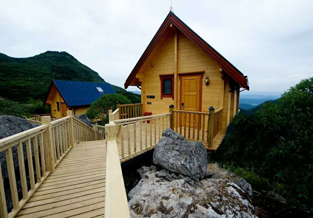 湖南旅游开发公司,怀化旅游开发公司,怀化峡谷探幽,怀化石林花山植物园