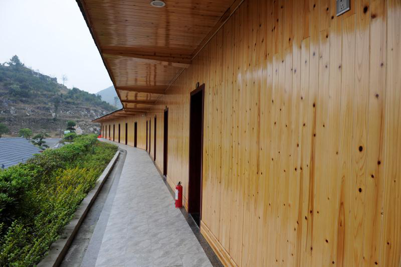 湖南旅游开发公司,怀化旅游开发公司,怀化峡谷探幽,怀化石林花山植物园