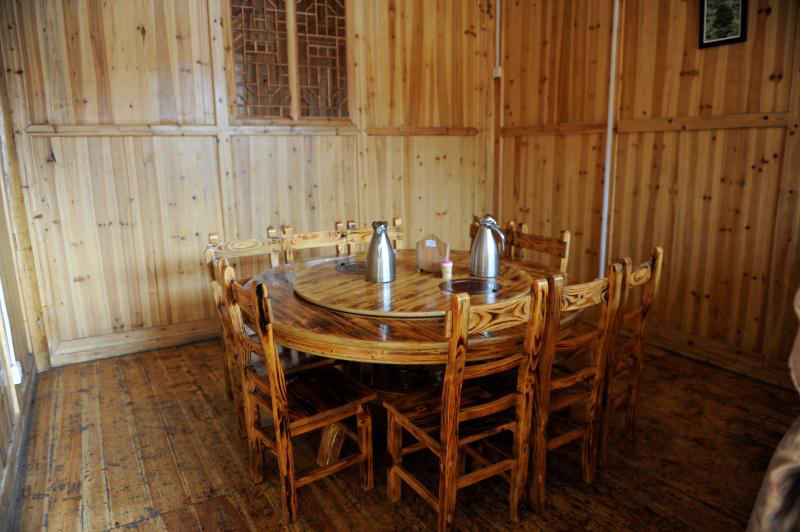 湖南旅游开发公司,怀化旅游开发公司,怀化峡谷探幽,怀化石林花山植物园